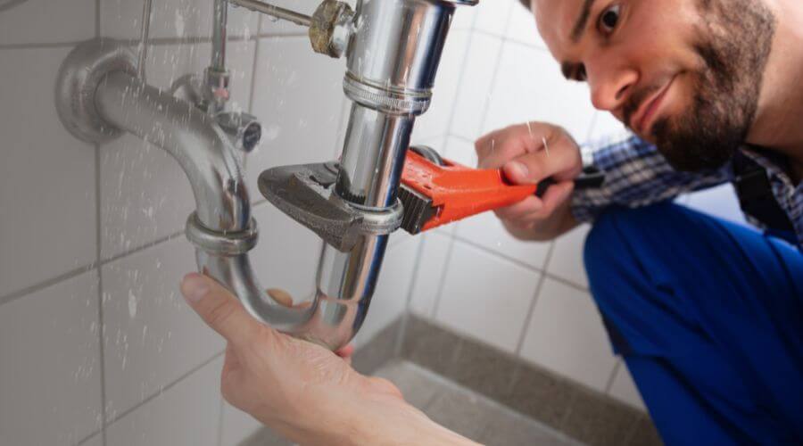 Professional clogged toilet repair services in Richards, MO